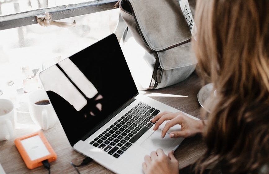 Driven by Doubt: Why Insecure People Often Work the&nbsp;Hardest